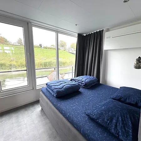 Maasterp - Watervillage 1 *