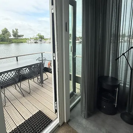 Maasterp - Watervillage 1